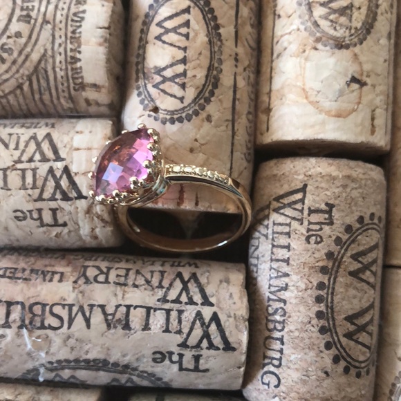 Gold ring - Picture 3 of 3